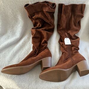 Time And Tru Brown Heeled Slouch Boots Women’s Size 10 Slip On Side Zip New